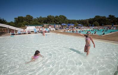 Domaine Résidentiel de Plein Air les Demoiselles - Saint-Hilaire-de-Riez - Piscina infantil