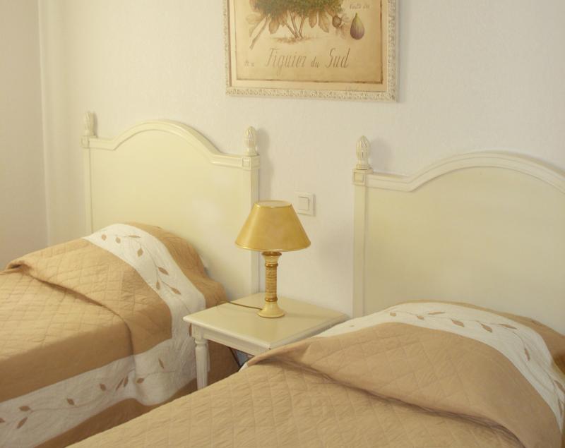 Les Bastides des Chaumettes - Montauroux - Bedroom