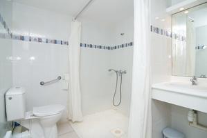 Résidence Alizéa Beach - Vacancéole - Valras-Plage - Shower room