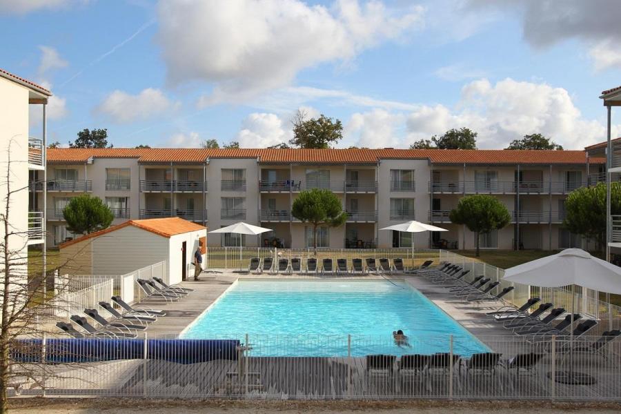 Résidence le Domaine du Château - La Rochelle - Swimming pool