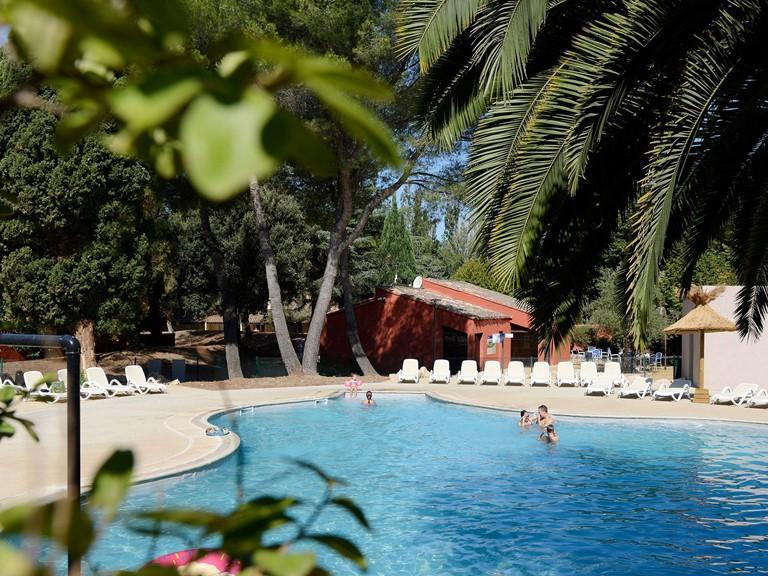 Résidence Le Village Camarguais Les Gardians - Sant Carles de la Rapita - Piscina