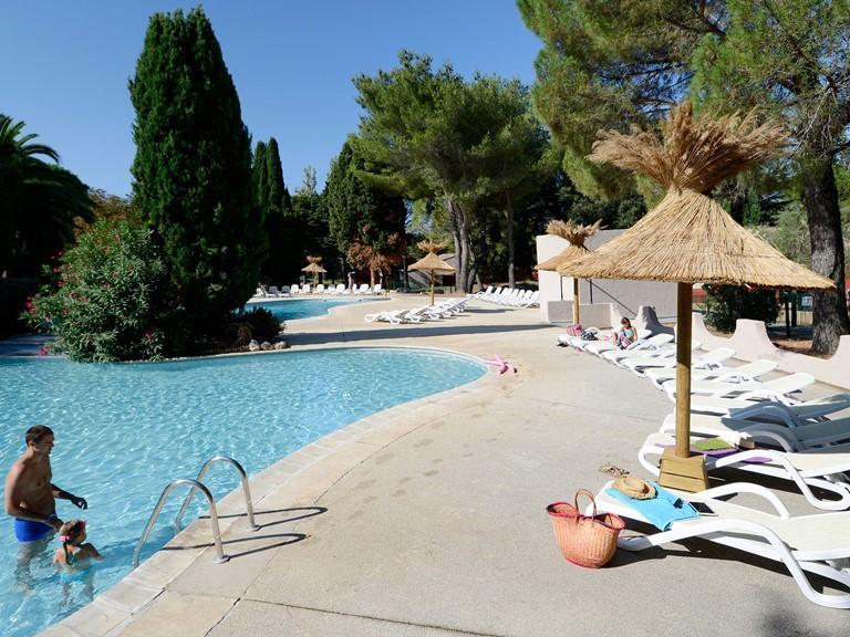 Résidence Le Village Camarguais Les Gardians - Sant Carles de la Rapita - Piscine